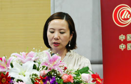 中國(guó)房產(chǎn)信息集團(tuán)土地咨詢(xún)運(yùn)營(yíng)中心總經(jīng)理李敏珠